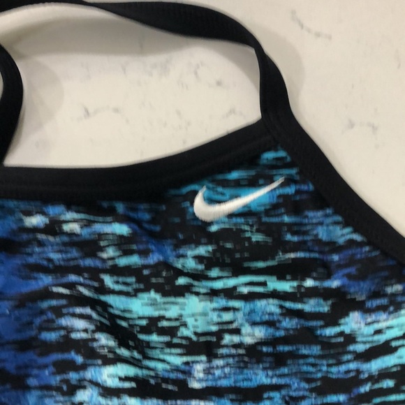 Nike one piece swimsuit. Size 6 - Picture 2 of 4